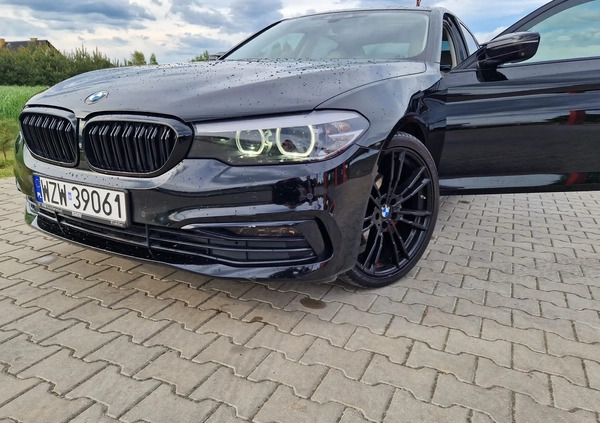 BMW Seria 5 cena 117900 przebieg: 99500, rok produkcji 2017 z Zwoleń małe 326